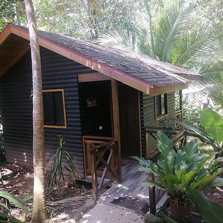 Casa el Colibrí Parrita Quarto foto