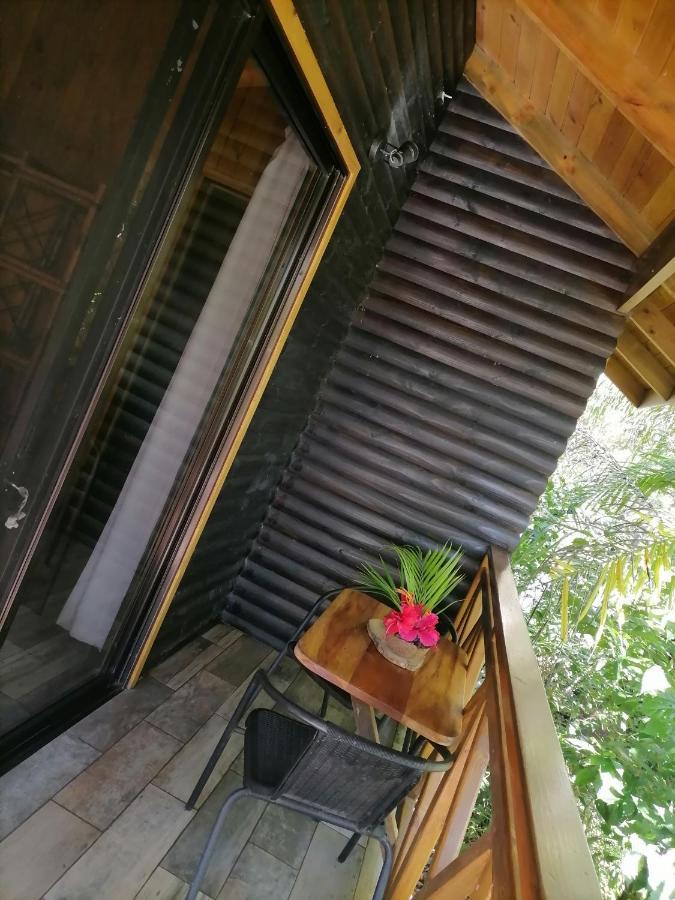 Casa el Colibrí Parrita Exterior foto